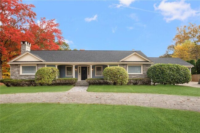 Building Photo - 286 Westcott Rd