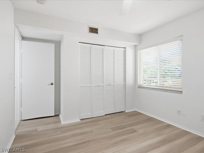 Building Photo - 1001 Foxfire Ln