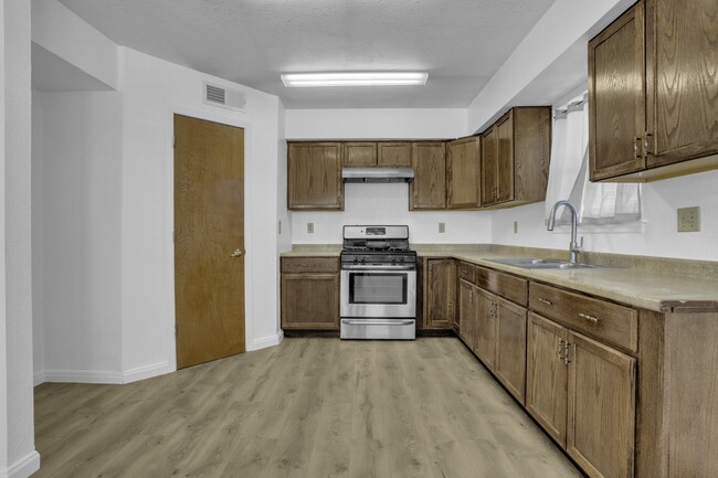 Building Photo - 3452 Tascosa St