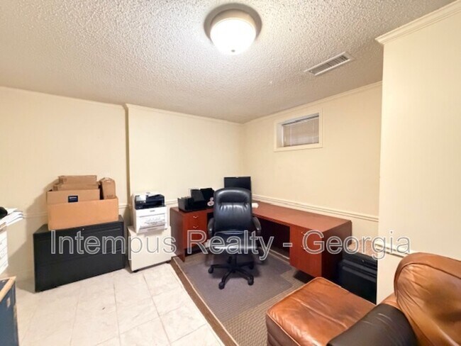 Building Photo - 118 Weatherburne Dr