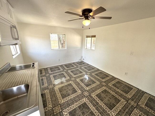 Building Photo - 27289 San Jacinto St
