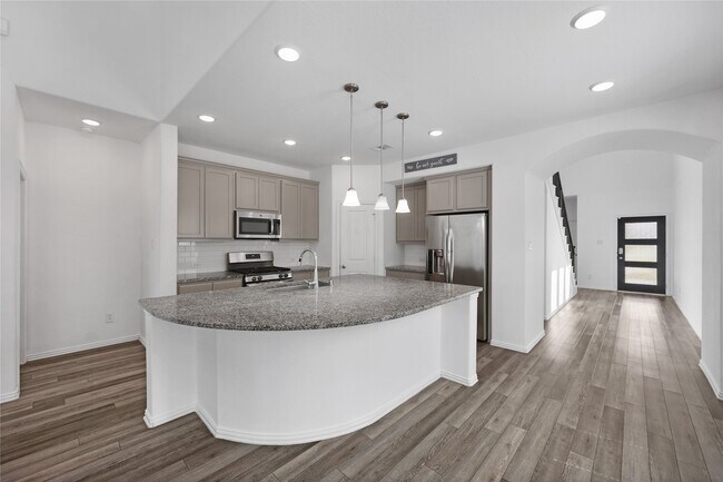 Building Photo - 29897 Dovetail Blf Ln