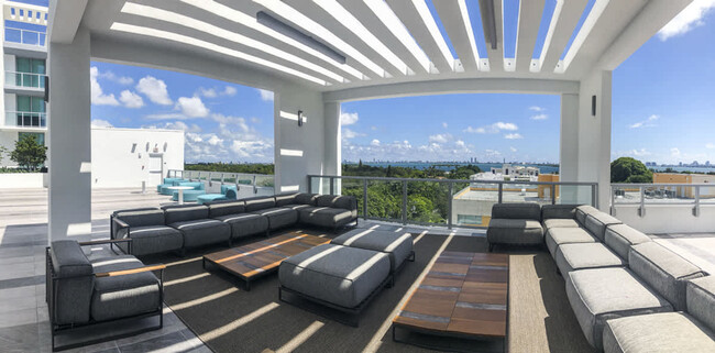 Building Photo - 3900 Biscayne Blvd