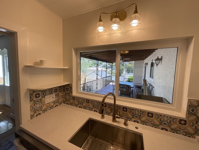 Building Photo - 2724 Locksley Pl