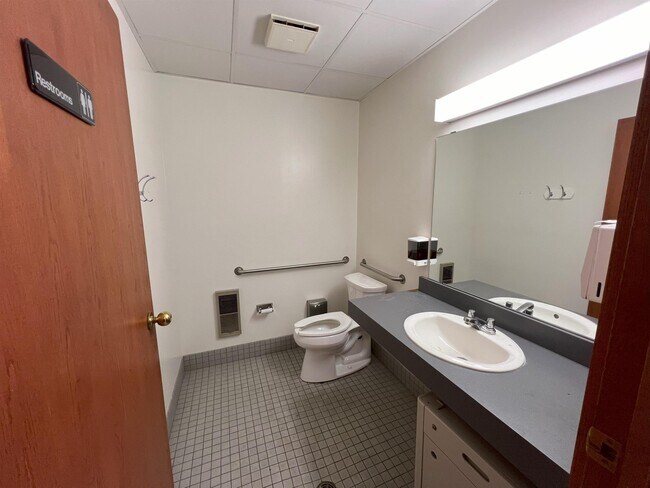 Building Photo - 2909 Perry St