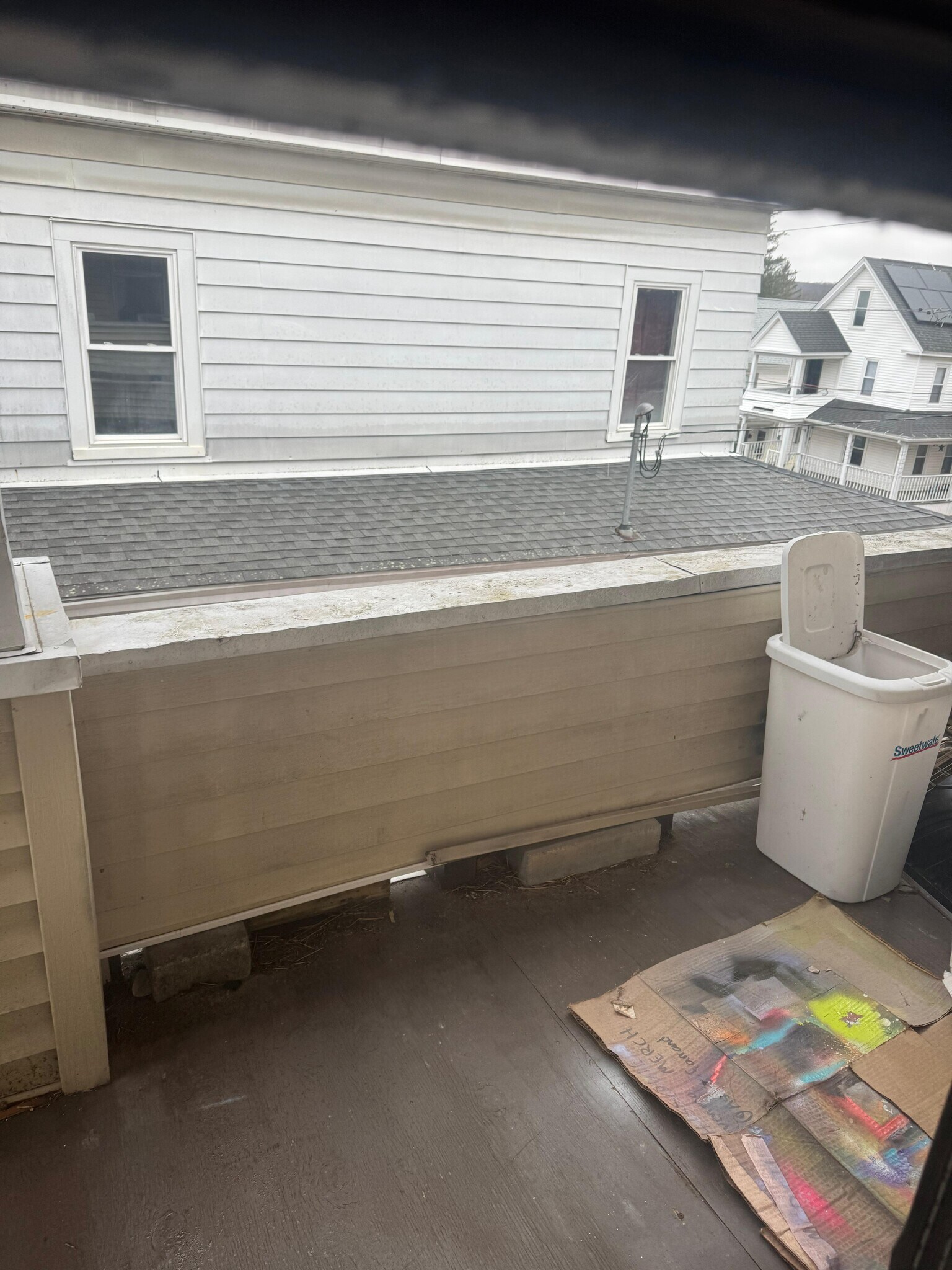 Building Photo - 20 Walnut St