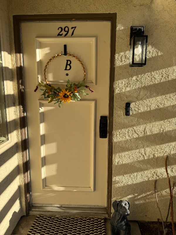 Building Photo - 23335 La Crescenta