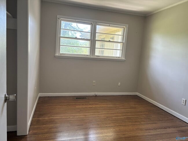 Building Photo - 2204 Pisgah Cir NW