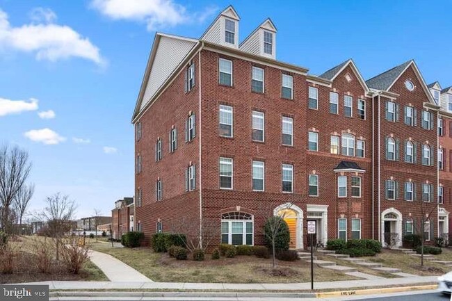 Building Photo - 21552 Romans Dr
