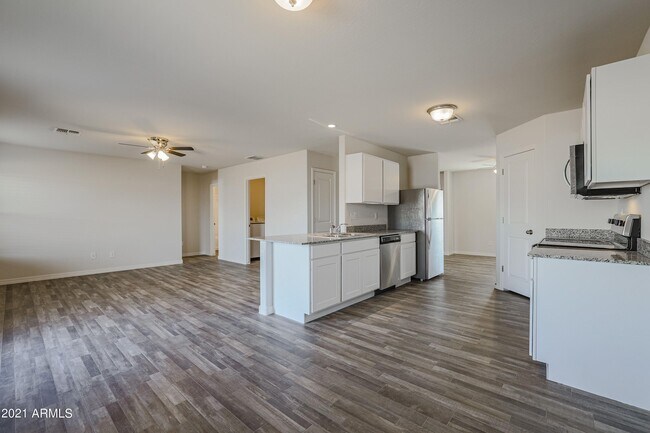 Building Photo - 110 Impala Pl