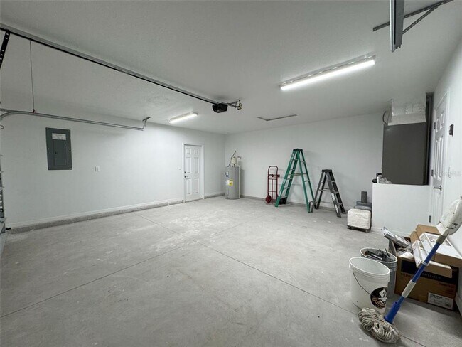 Building Photo - 8800 E Ogden Ln