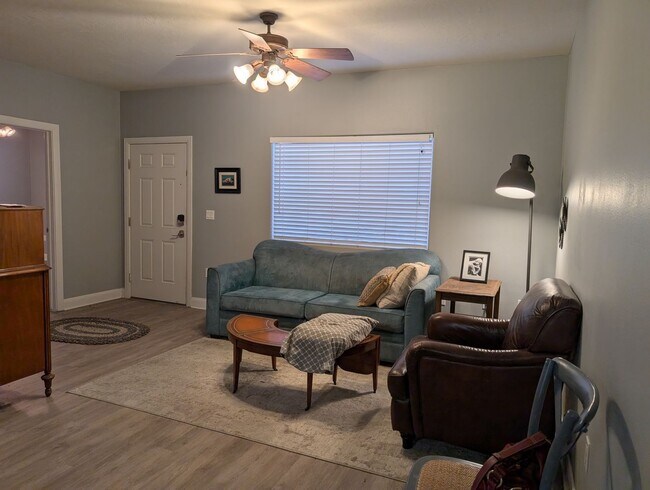 Building Photo - La Venita