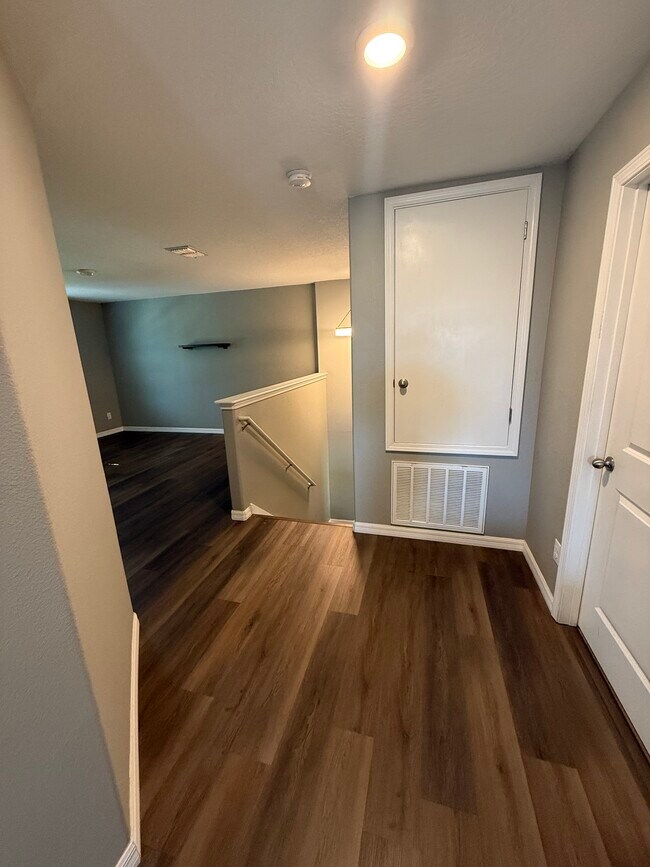 Building Photo - 14138 Covert Green Pl