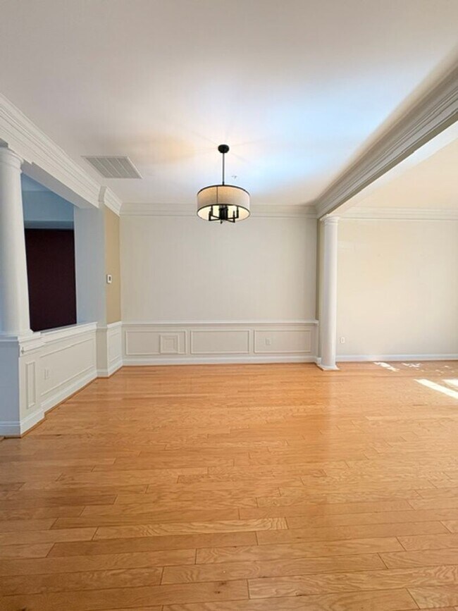 Building Photo - 1115 Havencrest St