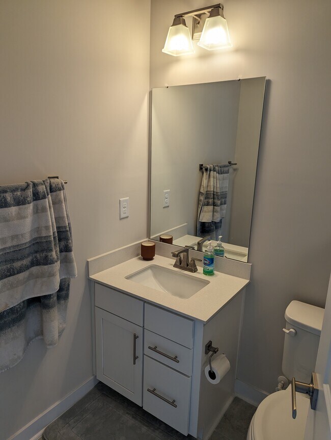 Building Photo - 1114 Gleason Way