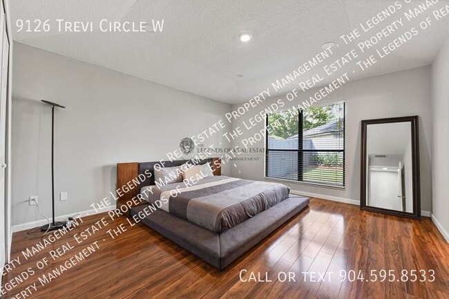 Building Photo - 9126 Trevi Cir W