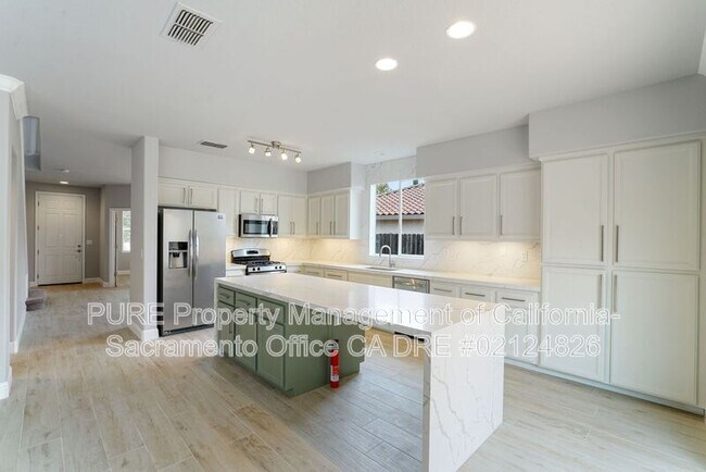 Building Photo - 4909 Concordia Dr
