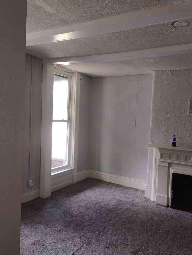 Building Photo - 2531 W Main St