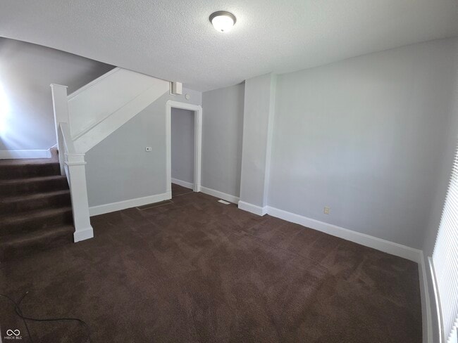 Building Photo - 518 W 28th St