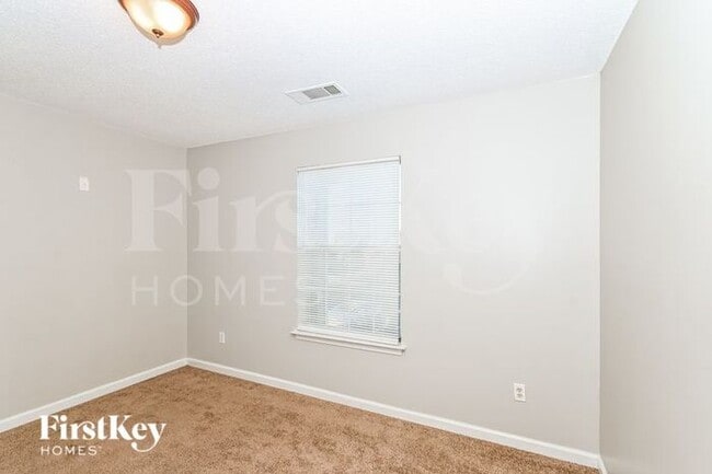 Building Photo - 7678 Breeze Wood Cove