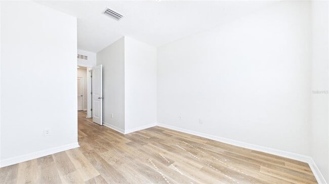 Building Photo - 710 Barclay Wood Dr