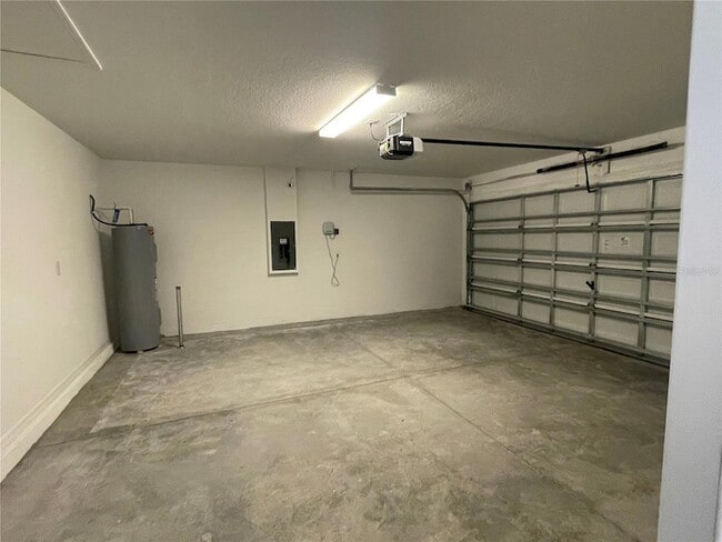 Building Photo - 36544 Smithfield Ln