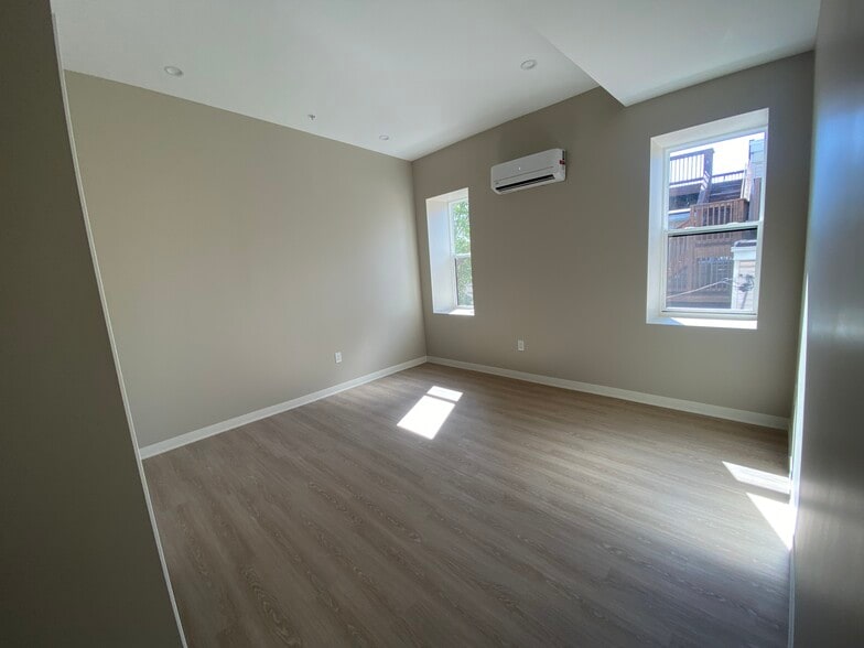 Bedroom 2 - 2105 Eastern Ave