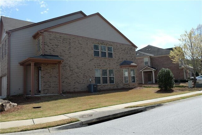 Building Photo - 2281 Attewood Dr