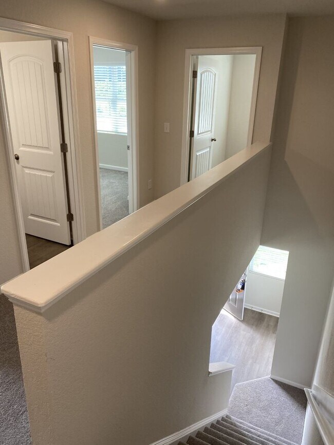 Building Photo - 3 Bedroom Wiggins Village