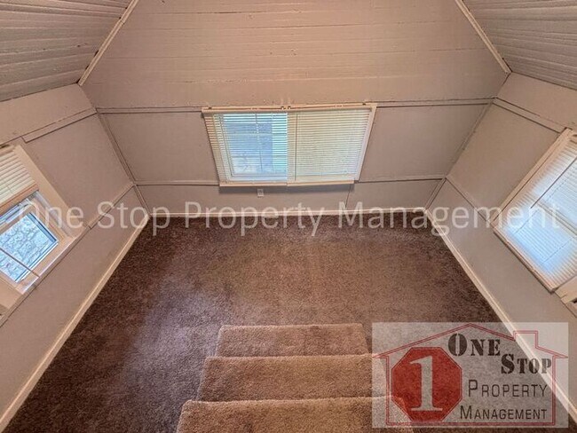Building Photo - Beautiful 4 Bedroom 1 Bathroom Home in Kan...