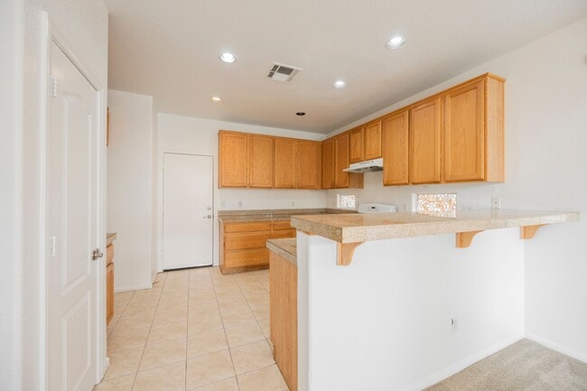 Building Photo - 3 bedroom - 2 story home located in 89141