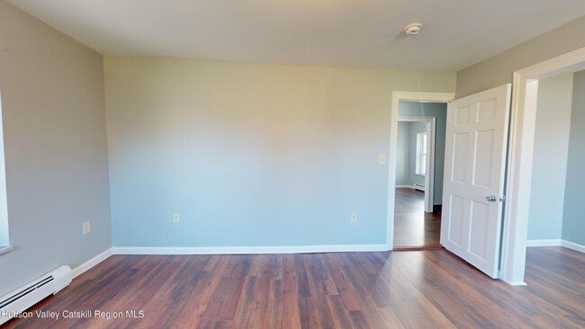 Building Photo - 16 Bailey St