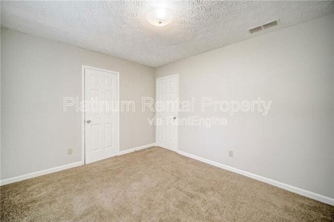 Building Photo - 5113 Hill Farm Dr NE