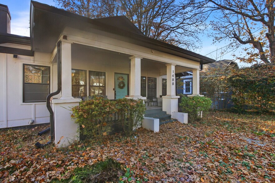 Building Photo - 1488 Beecher St SW