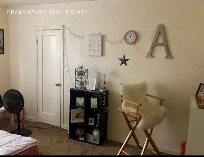 Building Photo - 1356-1376 Zephyr Street-1370