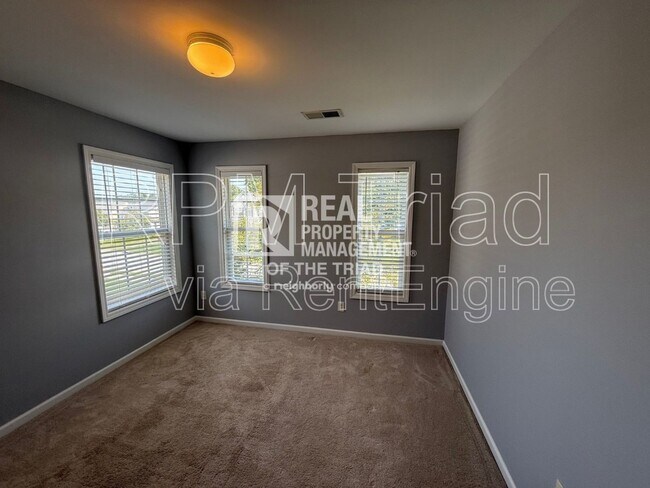 Building Photo - 1538 Castle Way