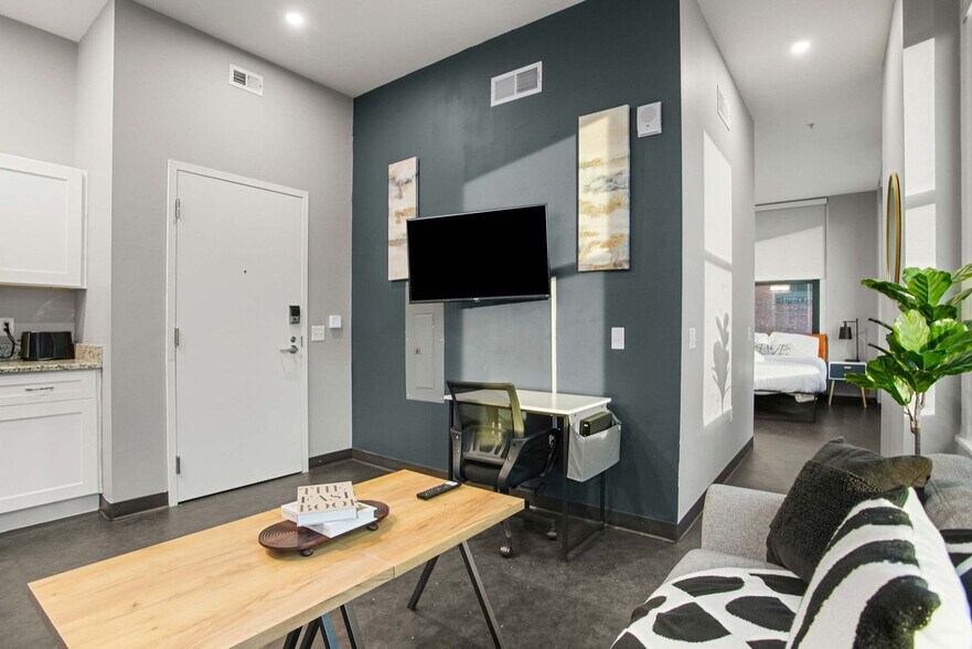 Building Photo - 209 9th St