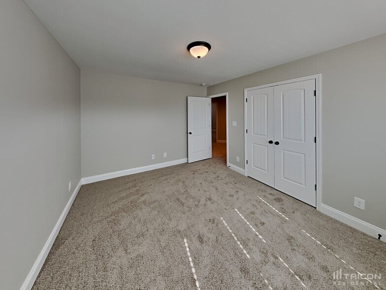 Building Photo - 714 Banister Dr