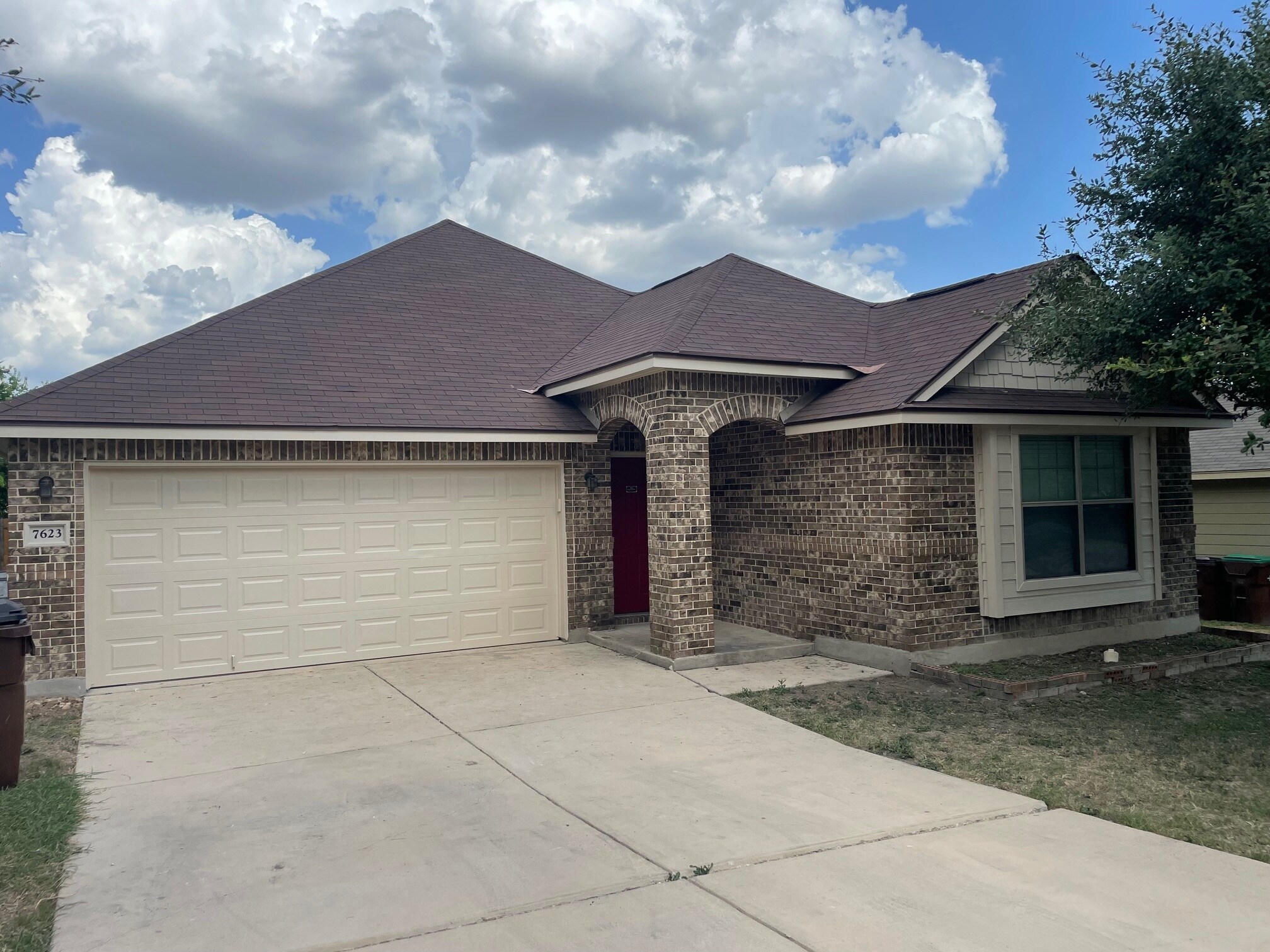 Building Photo - 7623 Sterling Mnr