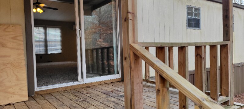 Building Photo - 195 American Ln