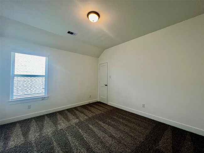 Building Photo - 1207 Watermont Dr