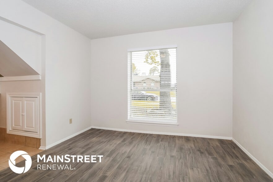 Building Photo - 201 Wildfire Dr