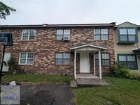 Building Photo - 817 Lesa St