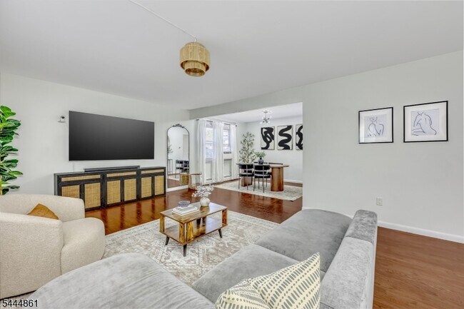 Building Photo - 21 Avenue A