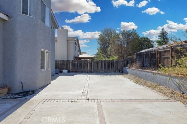 Building Photo - 2266 N Forest Ave