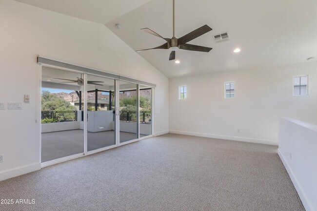 Building Photo - 4427 E Turney Ave