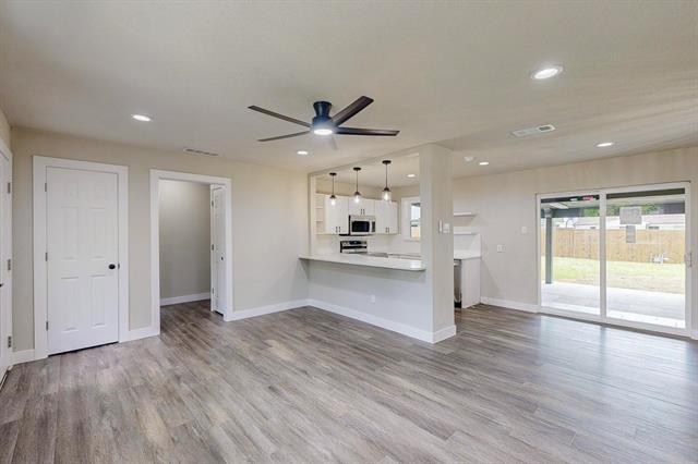 Building Photo - 4209 Dumont Dr
