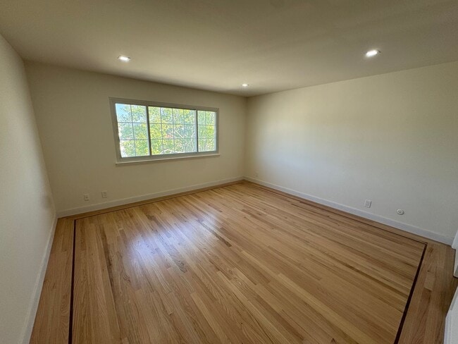 Building Photo - Open House Sunday 4/19 11 am - 12 pm:  Beautifully Updated Corner-Lot Home in Millbrae – Spacious...