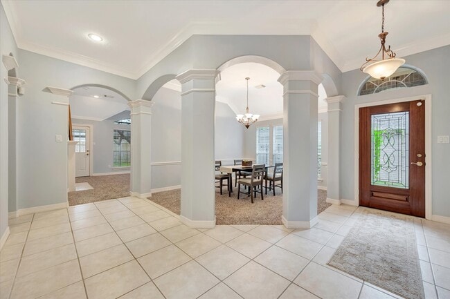 Building Photo - 2421 Baycrest Dr