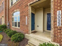 Building Photo - 10020 Beerse St